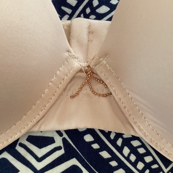 Rachel Roy cream tan color padded bra size 40 D like new - Picture 3 of 12